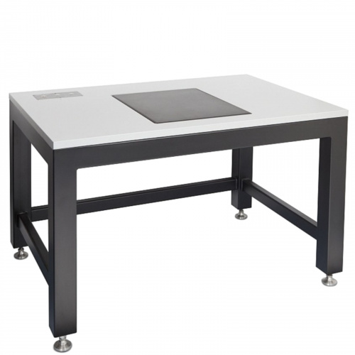 Accurion Workstation_i4